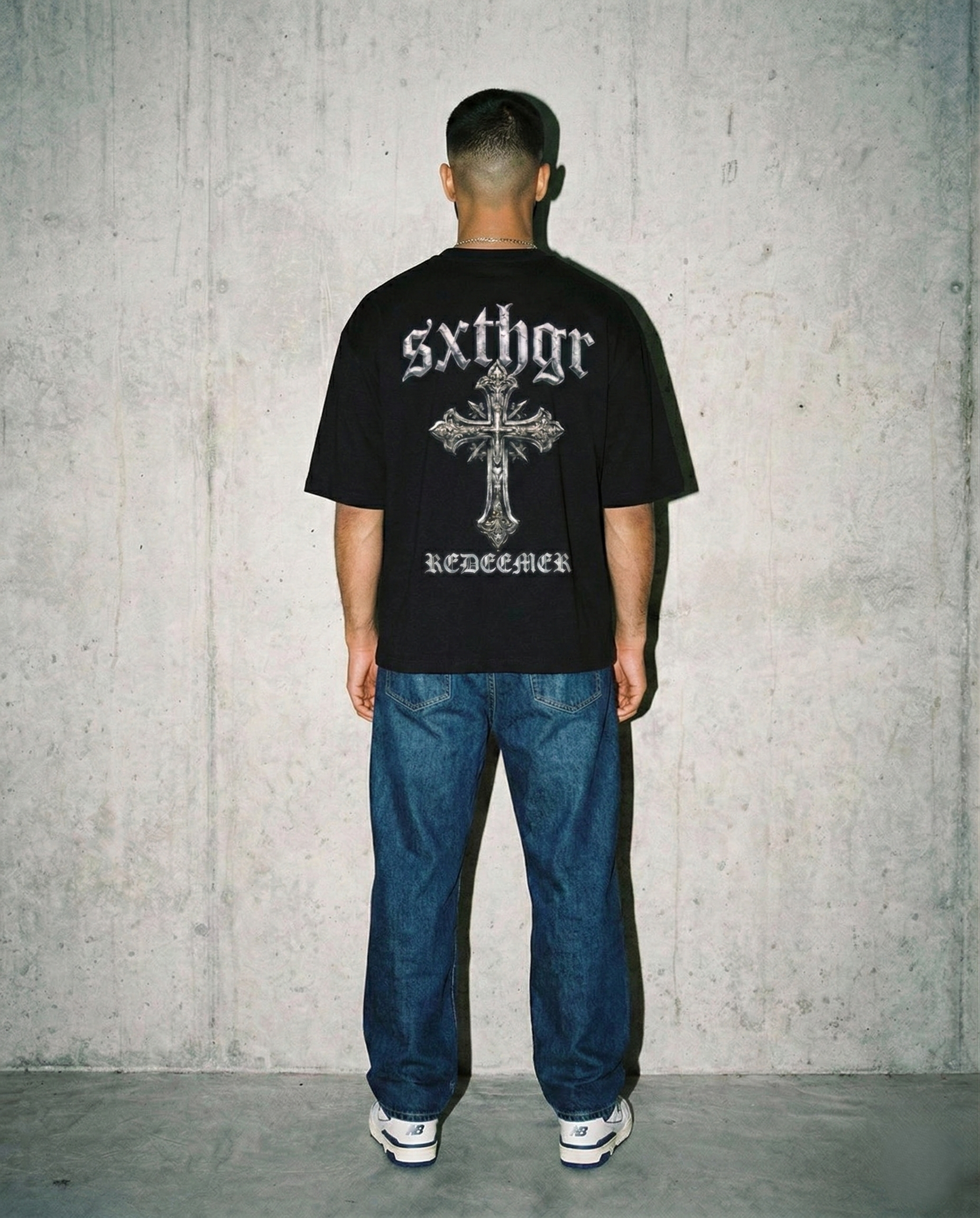 SXTHGR OVR TEE - Elevate Your Street Style with Premium Comfort Kravic