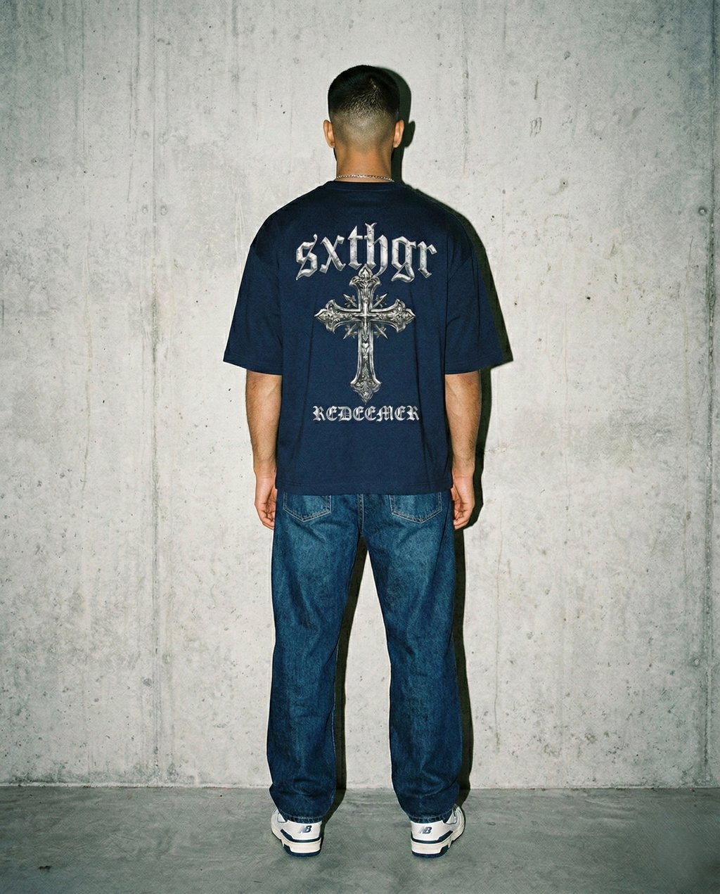 SXTHGR OVR TEE - Elevate Your Street Style with Premium Comfort Kravic