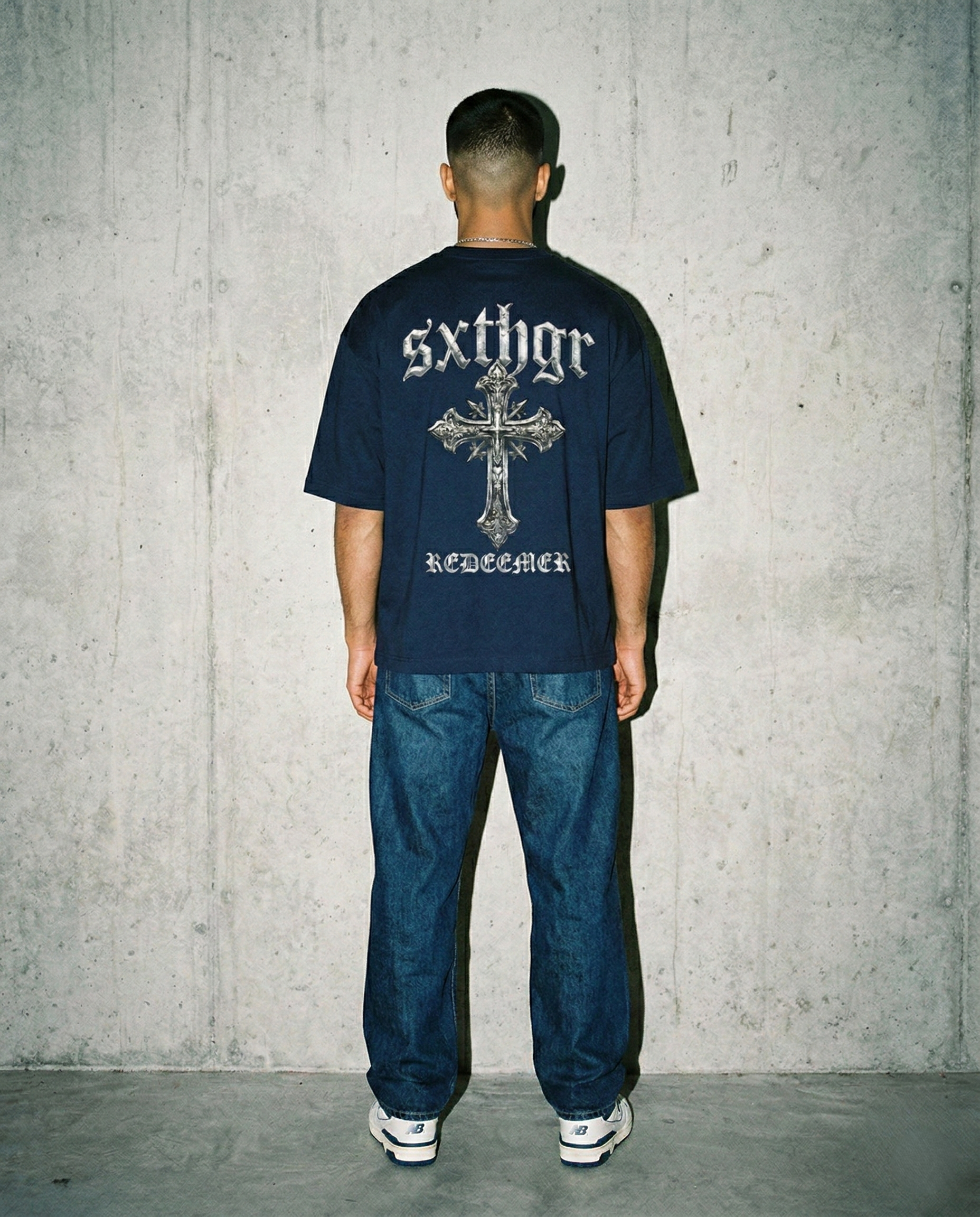 SXTHGR OVR TEE - Elevate Your Street Style with Premium Comfort Kravic